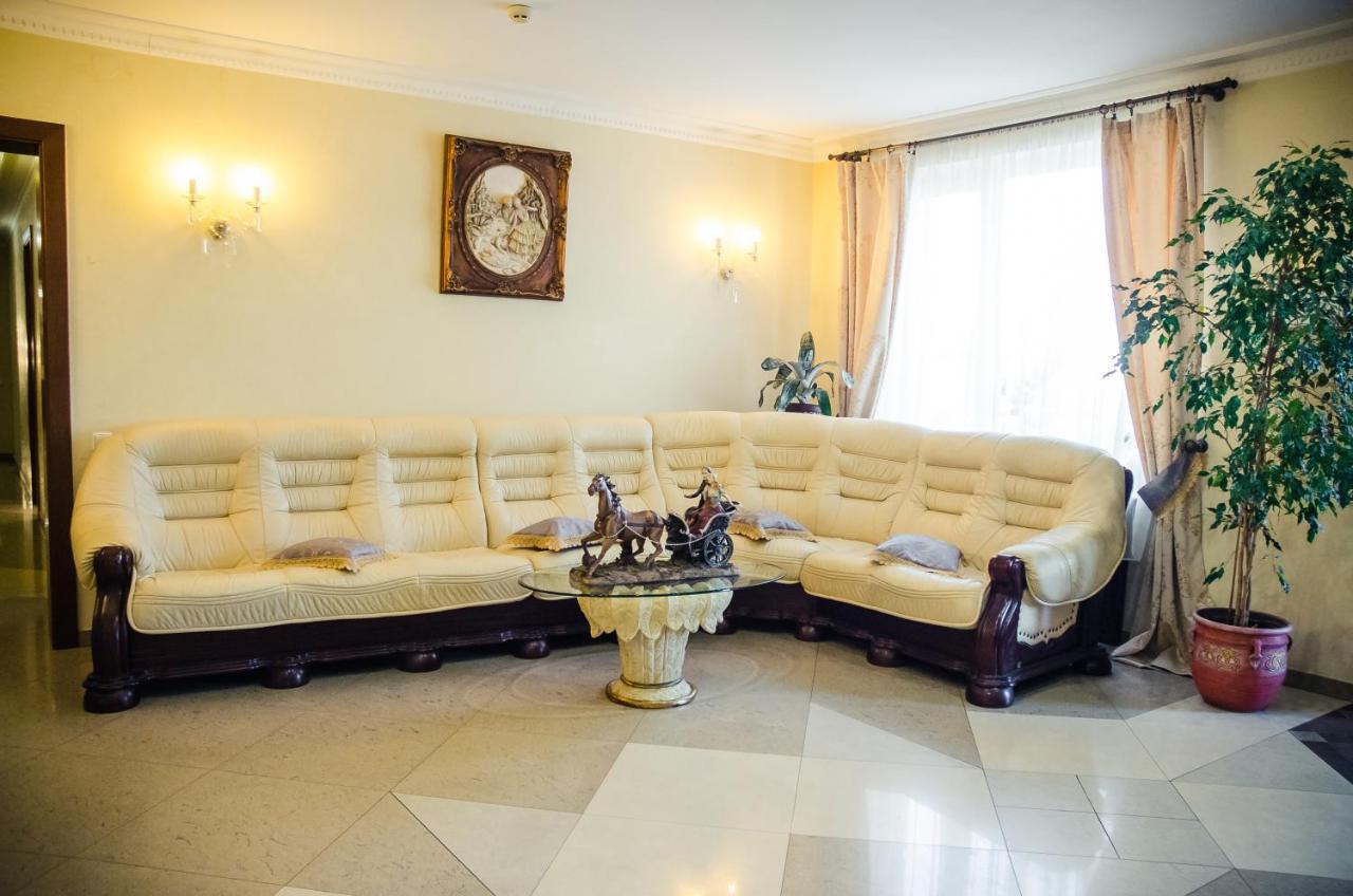 Готель Софія Dolyna Exterior photo