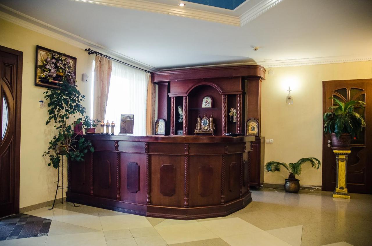 Готель Софія Dolyna Exterior photo